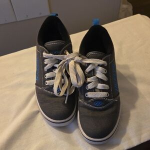 Heelys Kids Gray and Blue Lace-Up Canvas Sneakers Size 2